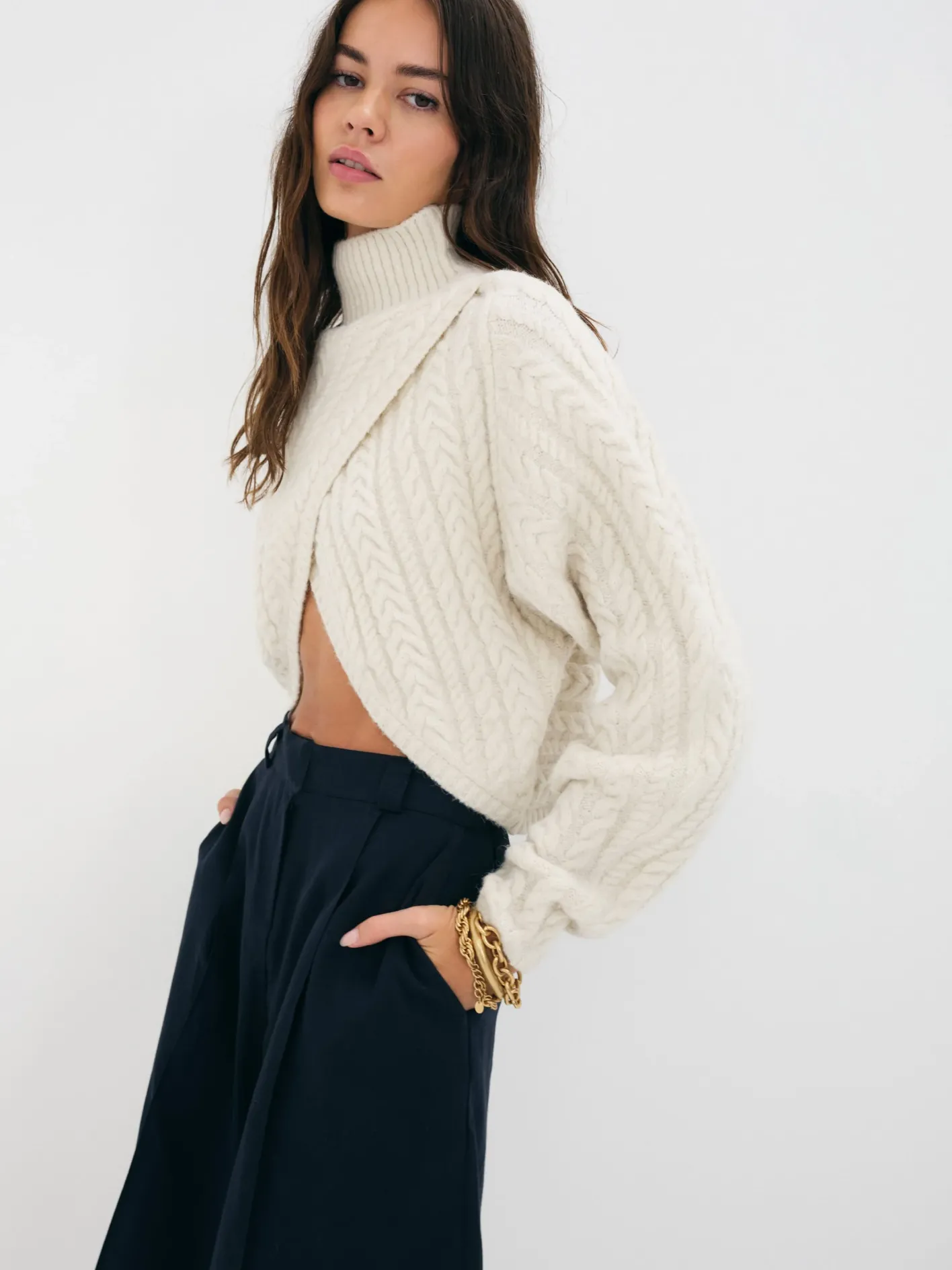 amelia_cross_front_turtle_2.webp Woman For Love & Lemons Amelia Cross Front Turtleneck