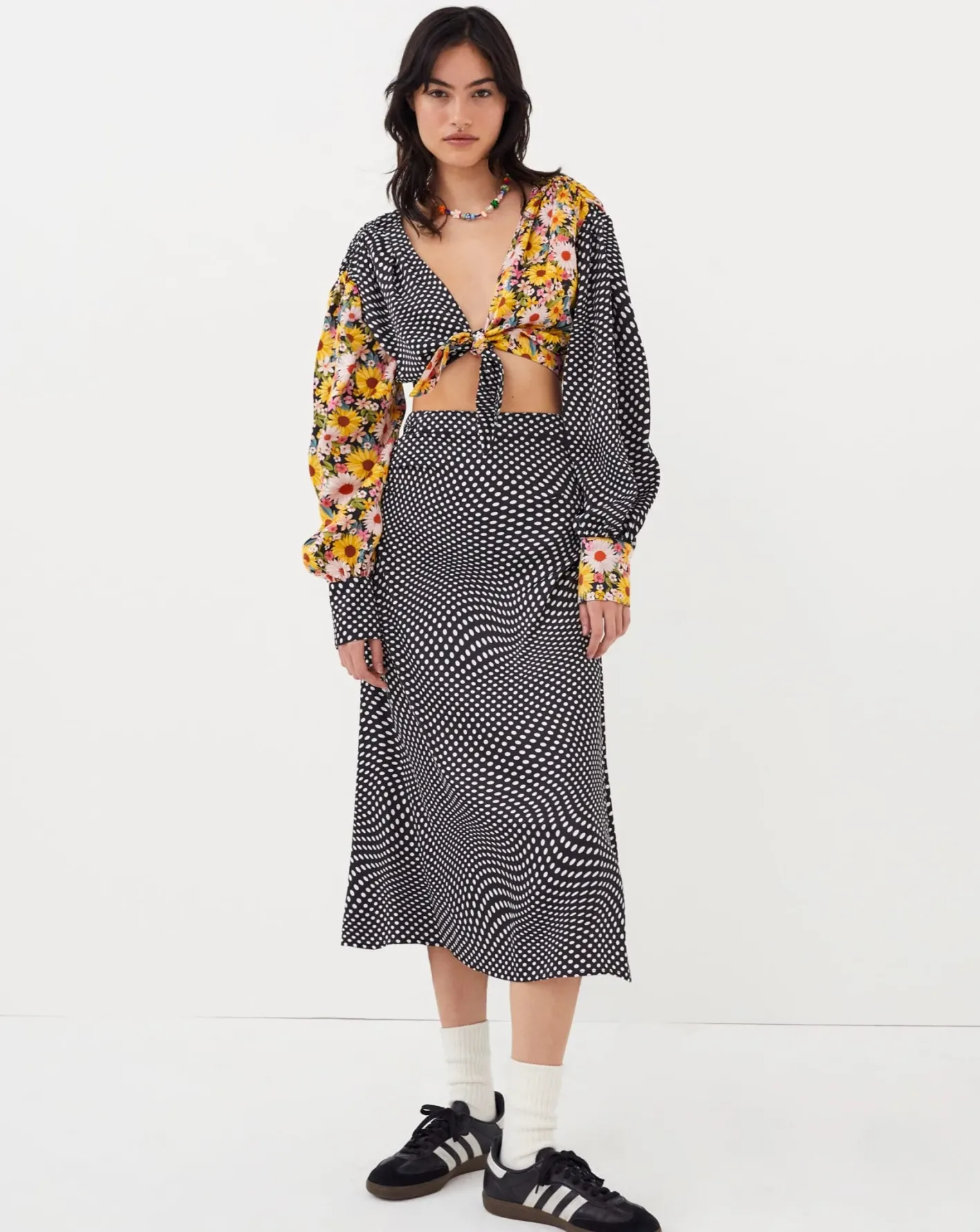 anya_crop_top_1.webp Woman For Love & Lemons Anya Crop Top
