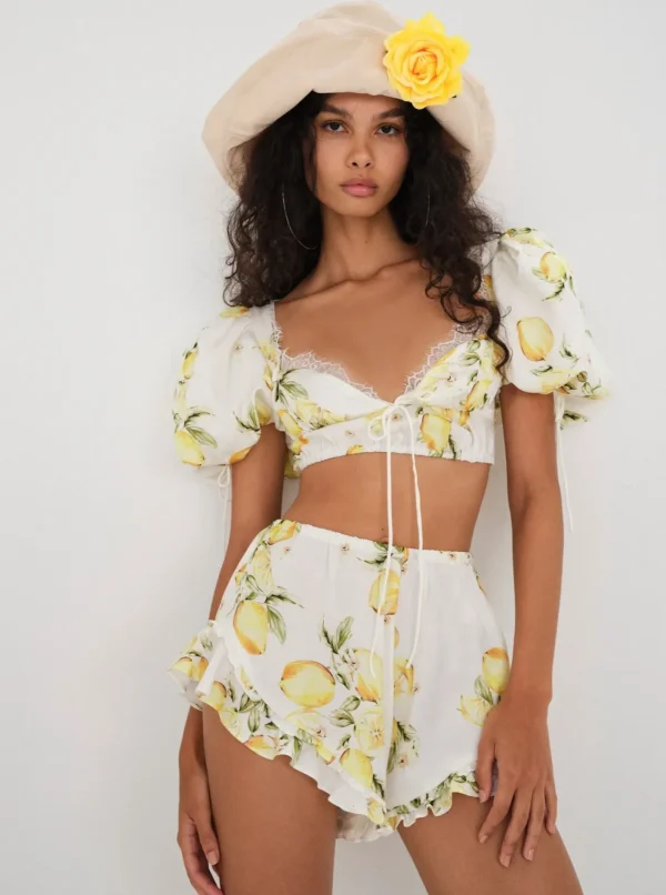 Woman For Love & Lemons Cheryl Short