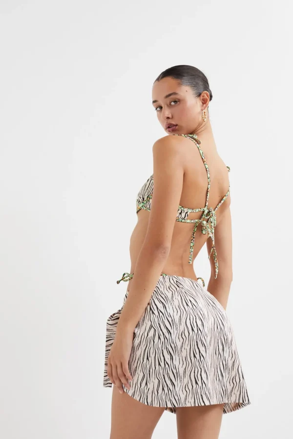 Woman For Love & Lemons Glenne Sarong