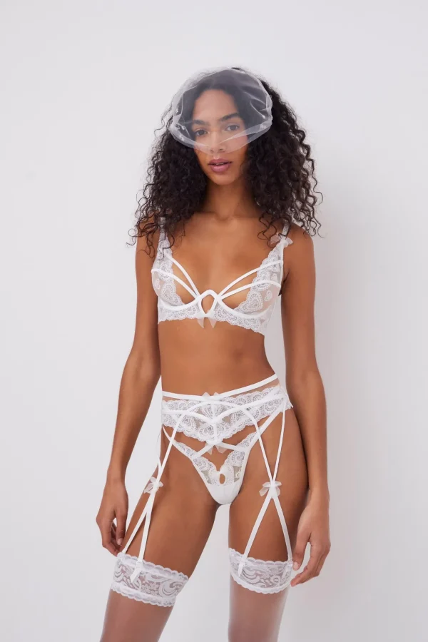 Woman For Love & Lemons Lace Heart Embroidery Bra