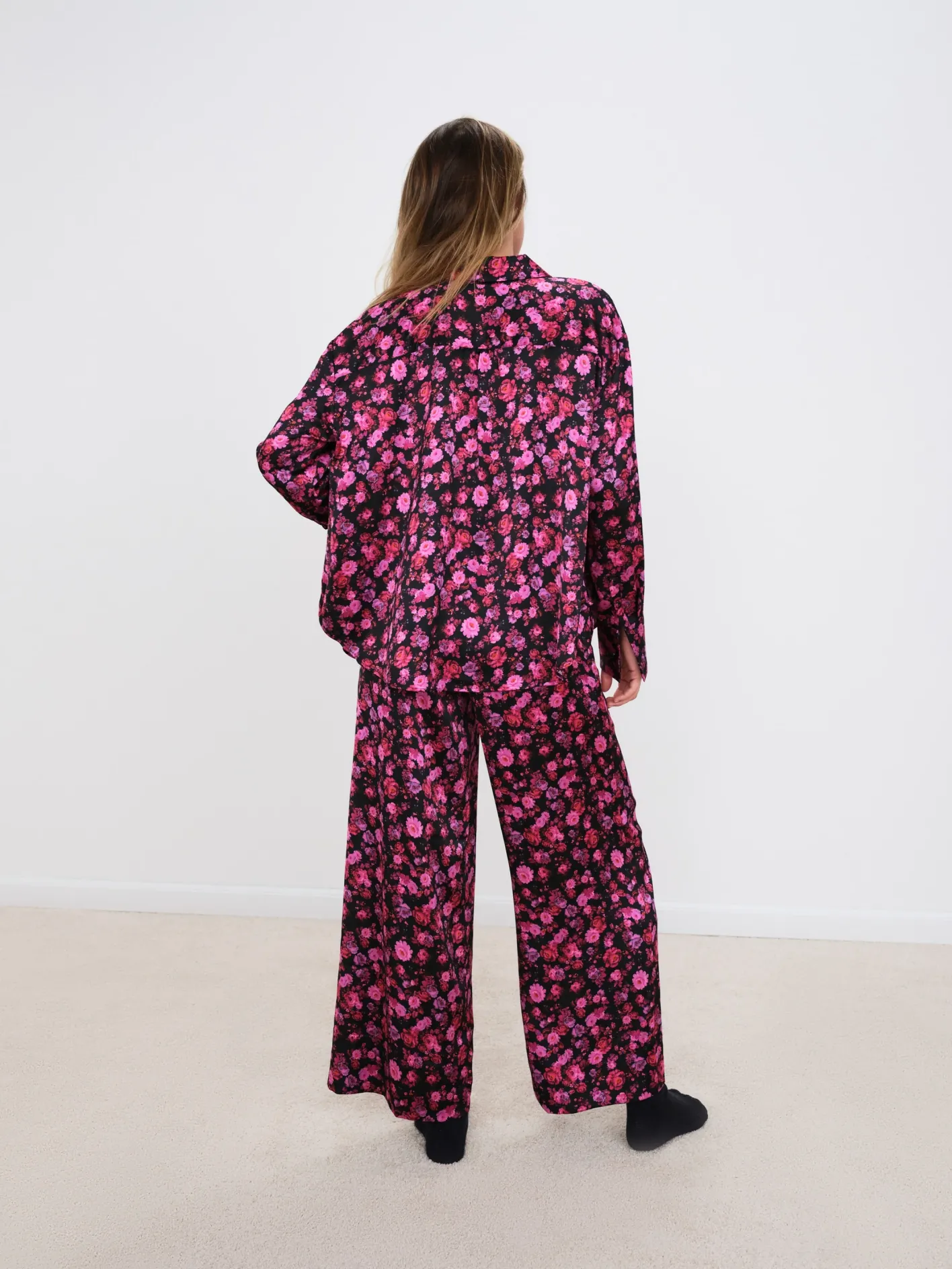 lola_long_pj_pant_3.webp Woman For Love & Lemons Lola Long Pj Pant