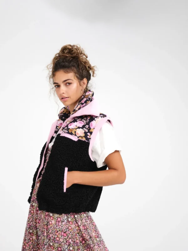 Woman For Love & Lemons Puffer Vest