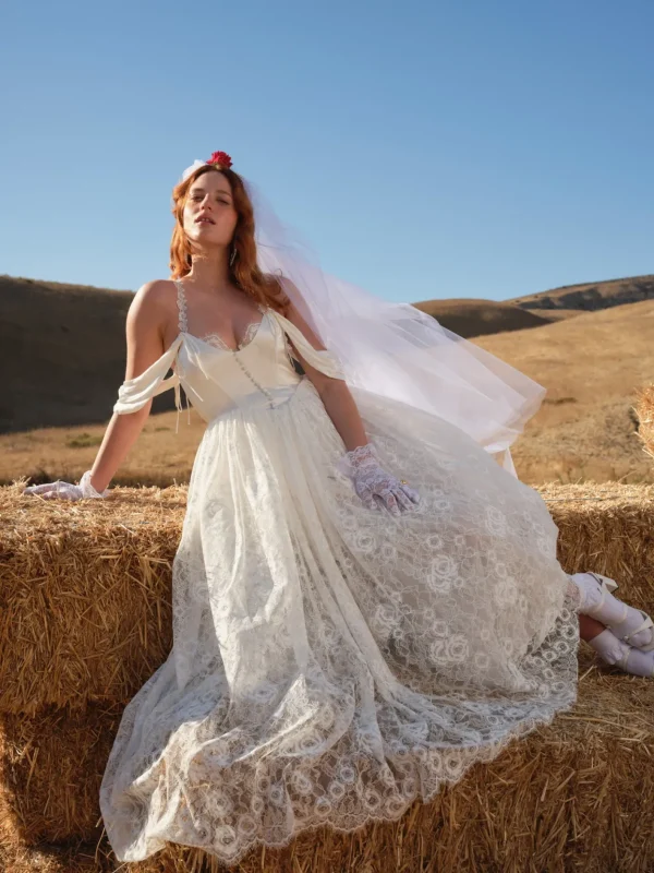 Woman For Love & Lemons Vera Bridal Gown