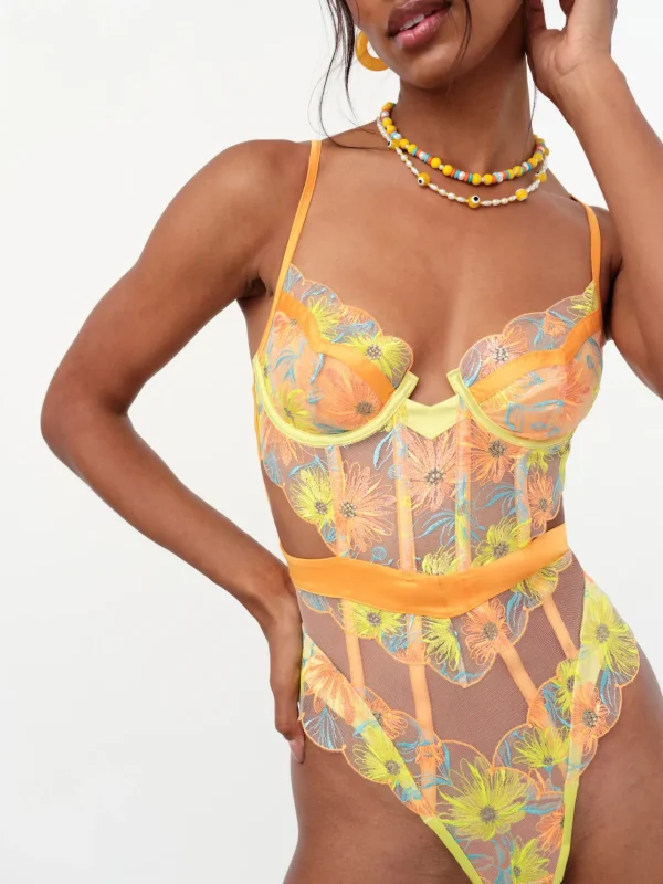 Woman For Love & Lemons Waterlily Embroidery Teddy