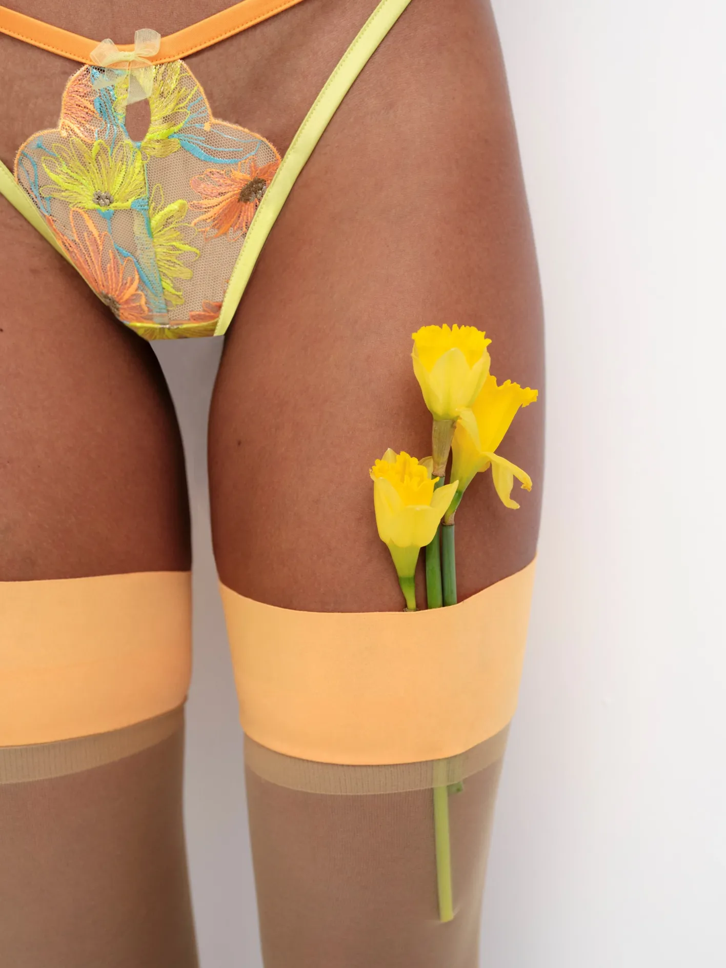 waterlily_embroidery_thon_4.webp Woman For Love & Lemons Waterlily Embroidery Thong Panty